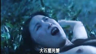 Tits ແລະ pussy ຂອງສອງ chicks,ແກ່ແລະຫນຸ່ມ,ໄດ້ຮັບ ecstasy ທໍາມະຊາດ