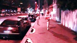 Stepdad ມີເພດສໍາພັນທາງຮູທະວານຄັ້ງທໍາອິດກັບລູກສາວຫນຸ່ມ